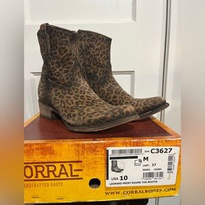 Corral Brown Leopard Print Boots